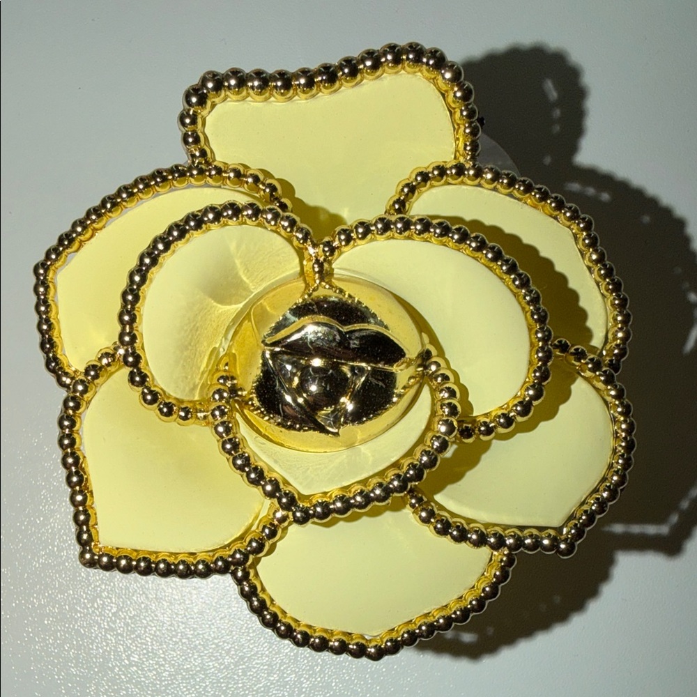 Floral Hair Clip - Pick (2) - Picture 3 of 8